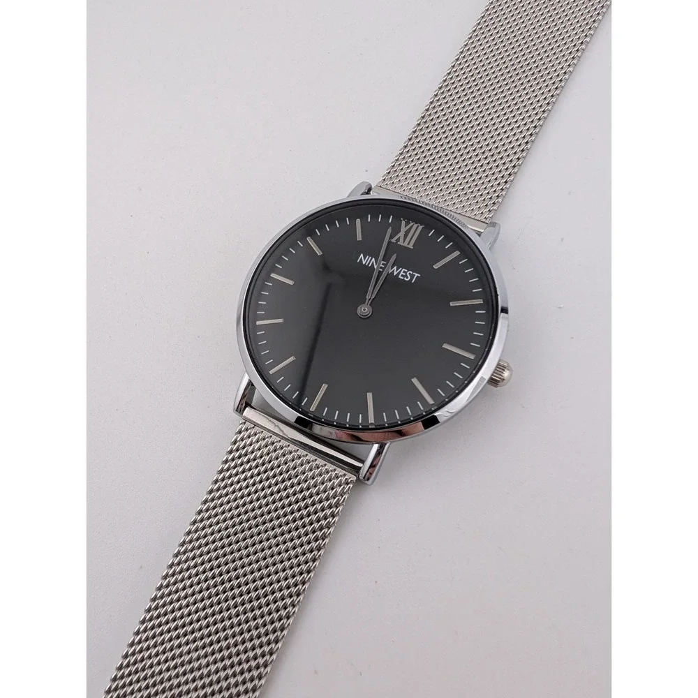 Nine West Watch Men 40mm Case Silver Mesh Metal Band w/ Box- New Battery‎